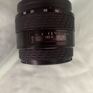 PRO-SPEC AF 28-70MM LENS